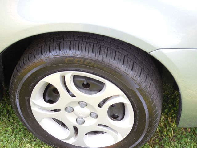 Saturn Ion 2003 photo 8