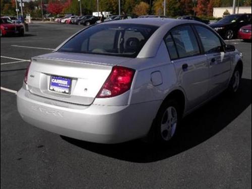 Saturn Ion 2003 photo 2