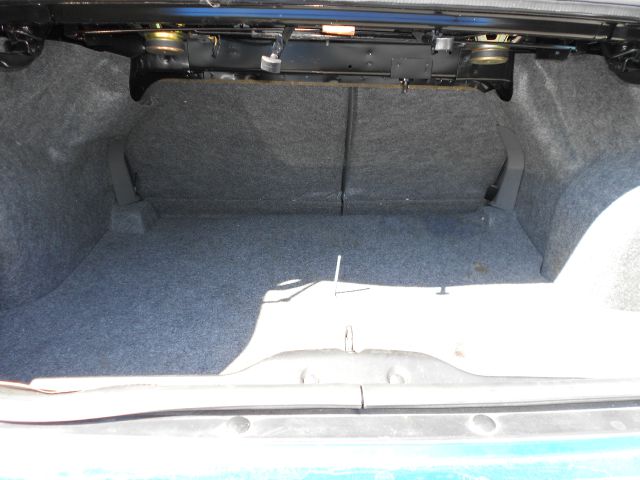 Saturn Ion 2003 photo 6