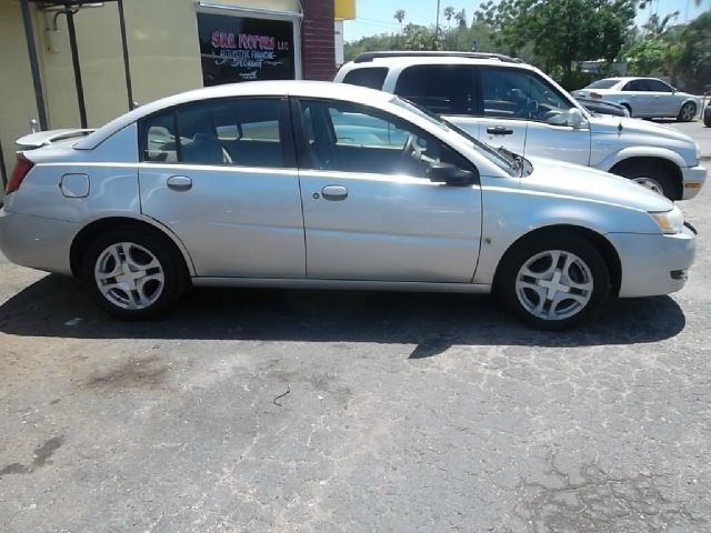 Saturn Ion 2003 photo 3