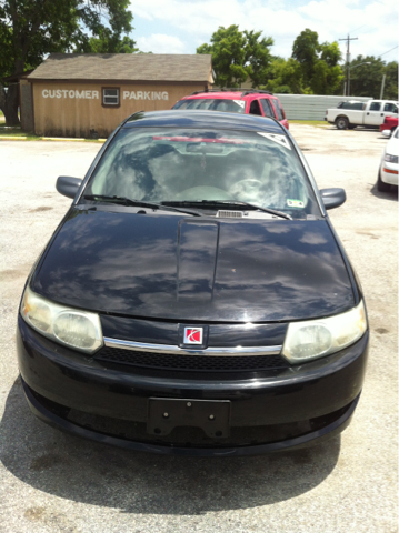 Saturn Ion 2003 photo 1