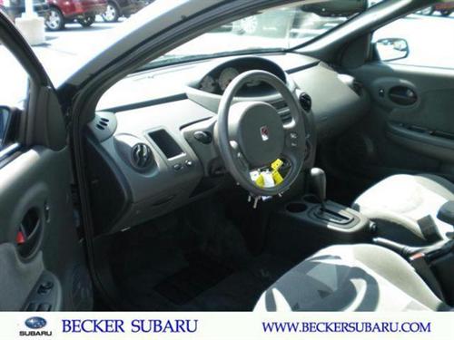 Saturn Ion 2003 photo 2