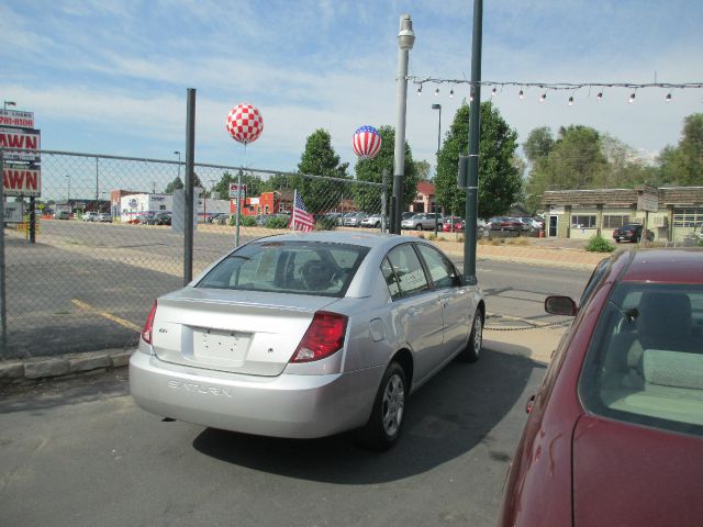 Saturn Ion 2003 photo 0