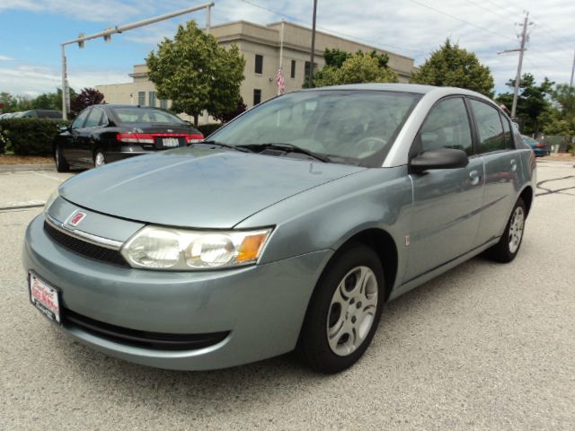 Saturn Ion 2003 photo 2