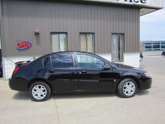 Saturn Ion 2003 photo 16