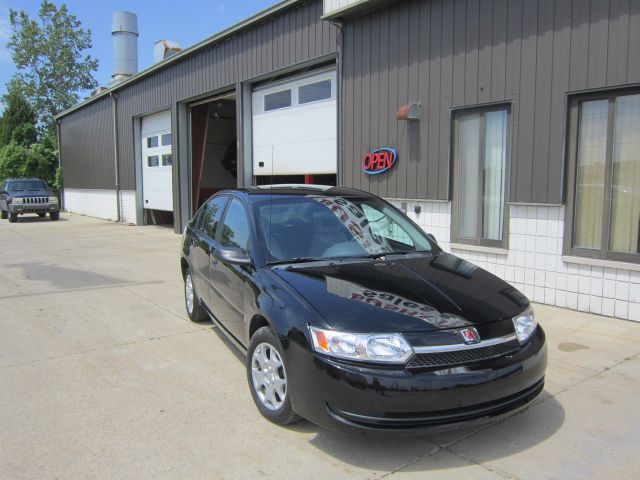 Saturn Ion 2003 photo 3