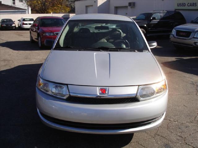 Saturn Ion 2004 photo 1