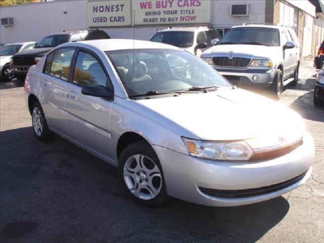 Saturn Ion 2004 photo 2