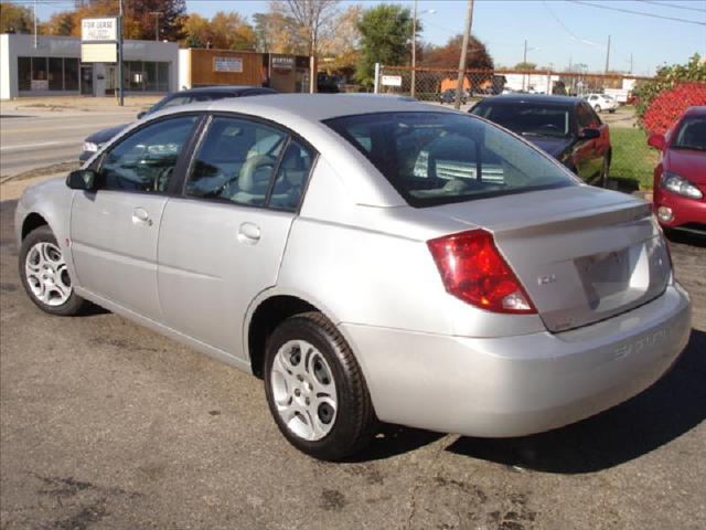 Saturn Ion 2004 photo 5