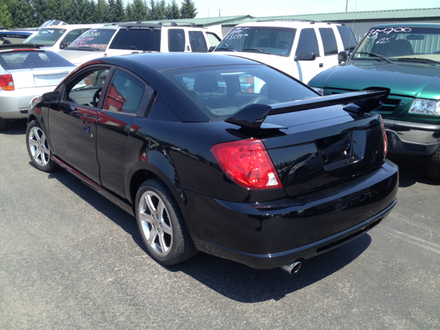 Saturn Ion 2004 photo 2