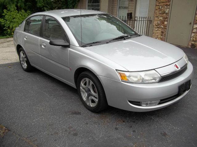 Saturn Ion 2004 photo 1