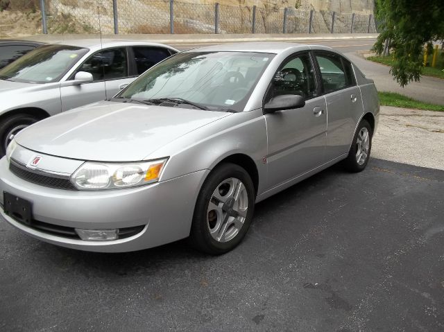 Saturn Ion 2004 photo 3