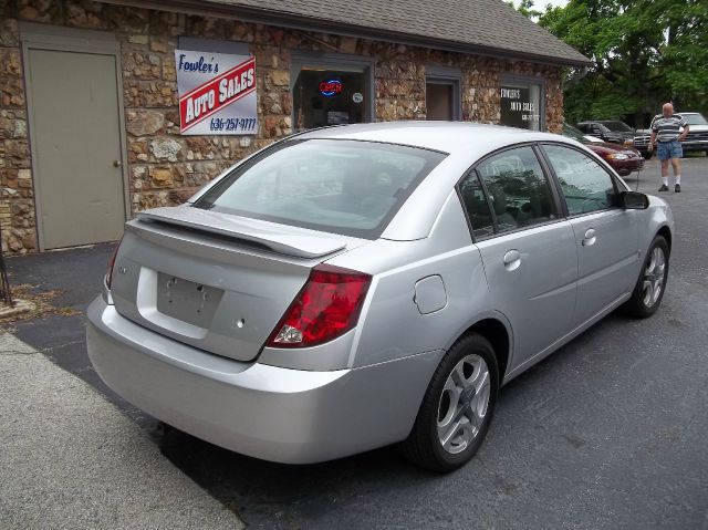 Saturn Ion 2004 photo 4