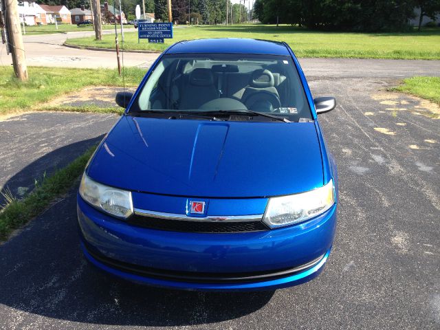 Saturn Ion 2004 photo 2