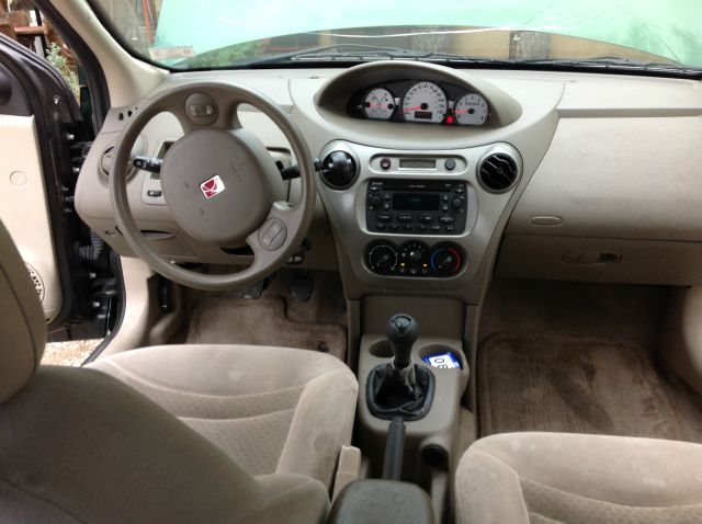 Saturn Ion 2004 photo 26