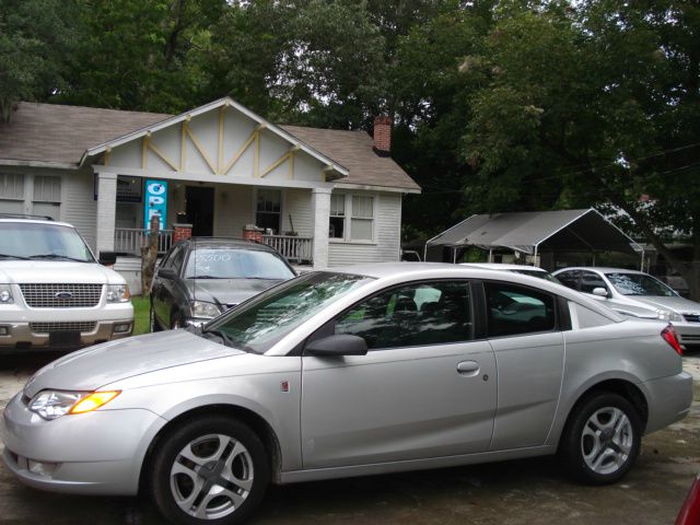 Saturn Ion 2004 photo 2