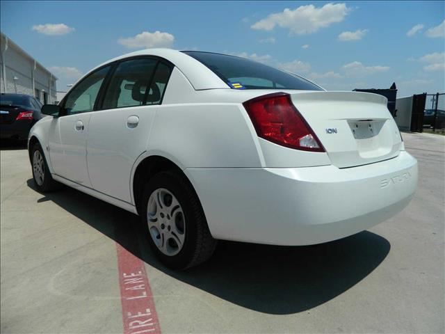 Saturn Ion 2004 photo 2