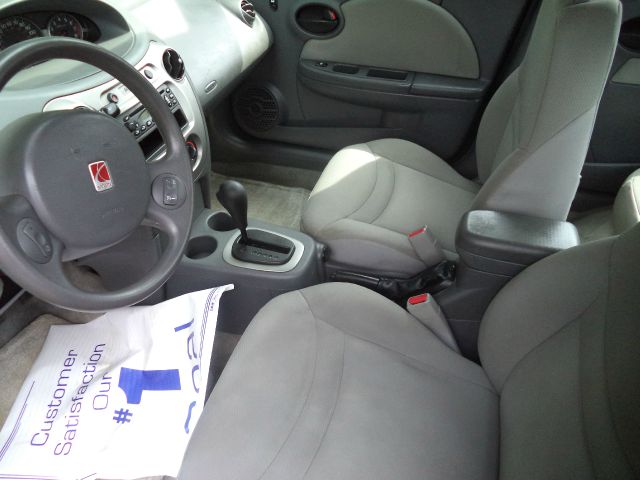 Saturn Ion 2004 photo 4