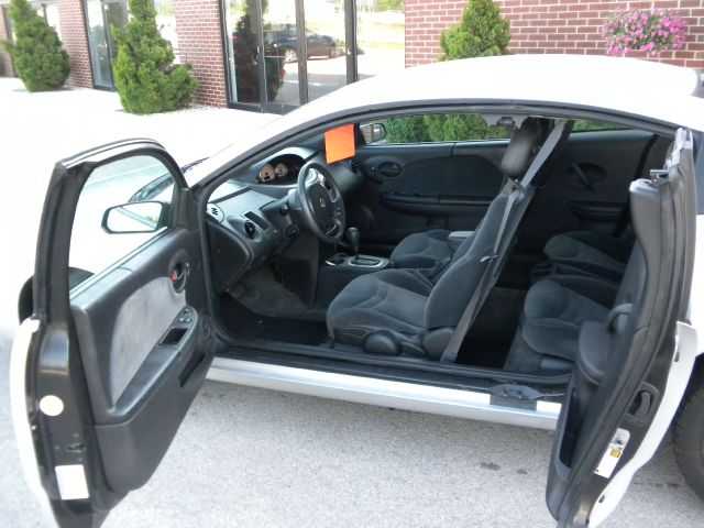 Saturn Ion 2004 photo 13