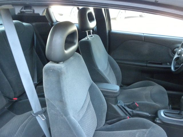 Saturn Ion 2004 photo 19