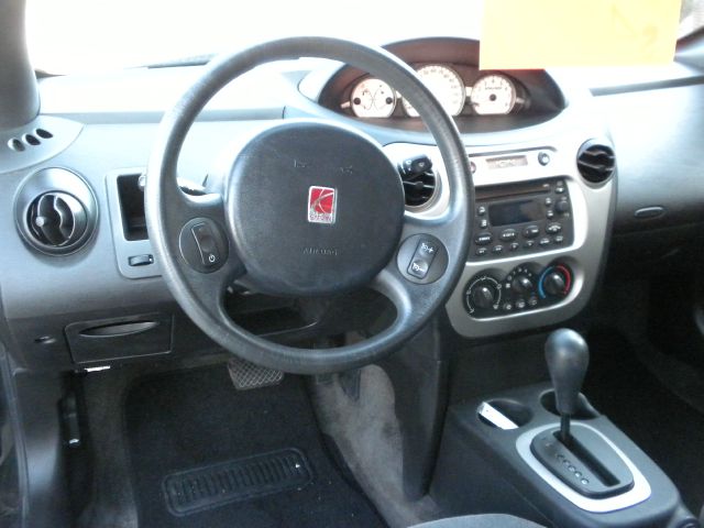 Saturn Ion 2004 photo 6