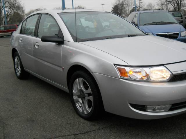 Saturn Ion 2004 photo 3