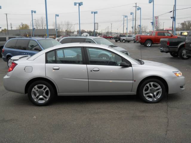 Saturn Ion 2004 photo 4