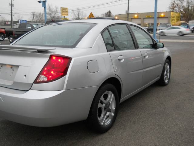 Saturn Ion 2004 photo 5