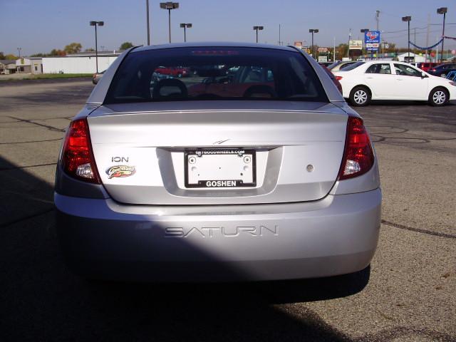 Saturn Ion 2004 photo 3