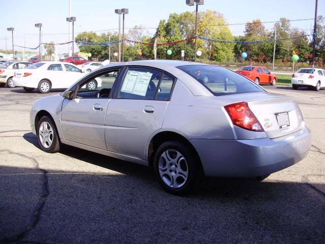 Saturn Ion 2004 photo 4