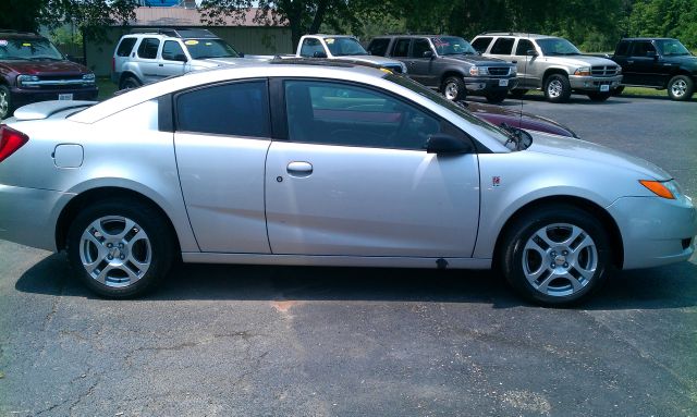 Saturn Ion 2004 photo 1