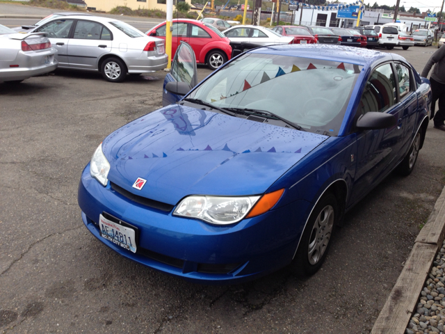 Saturn Ion 2004 photo 2