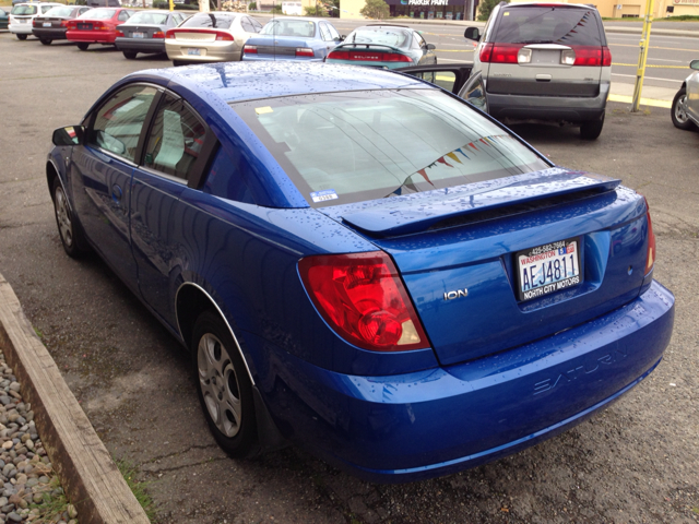 Saturn Ion 2004 photo 3