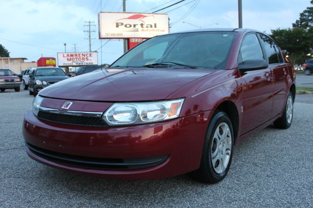 Saturn Ion 2004 photo 1