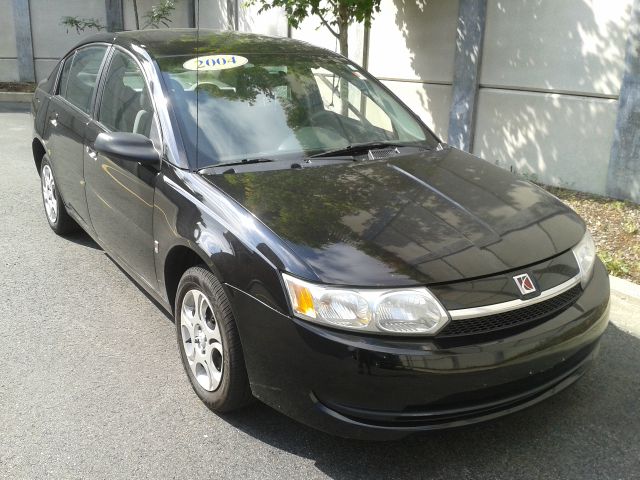 Saturn Ion 2004 photo 2