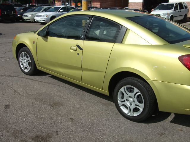 Saturn Ion 2004 photo 5