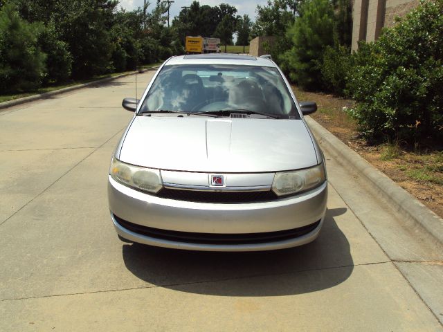 Saturn Ion 2004 photo 3