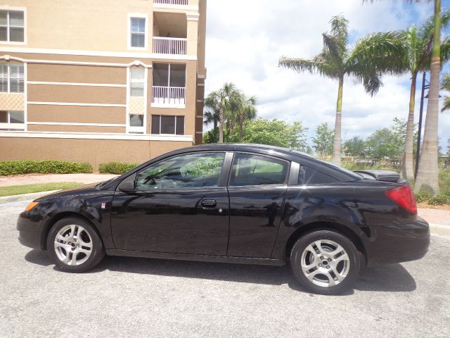 Saturn Ion 2004 photo 1