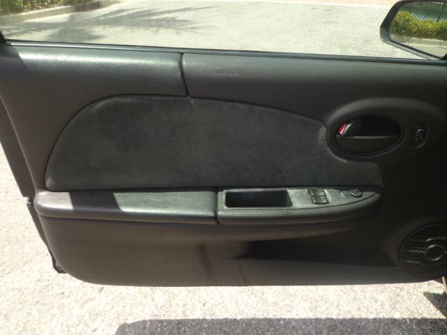 Saturn Ion 2004 photo 10