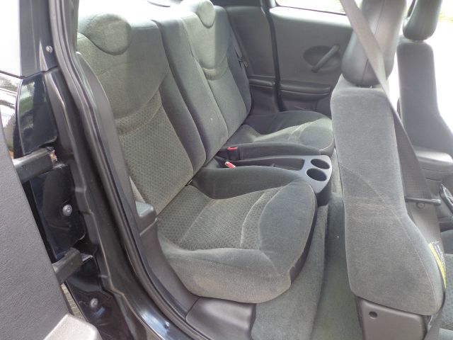 Saturn Ion 2004 photo 13