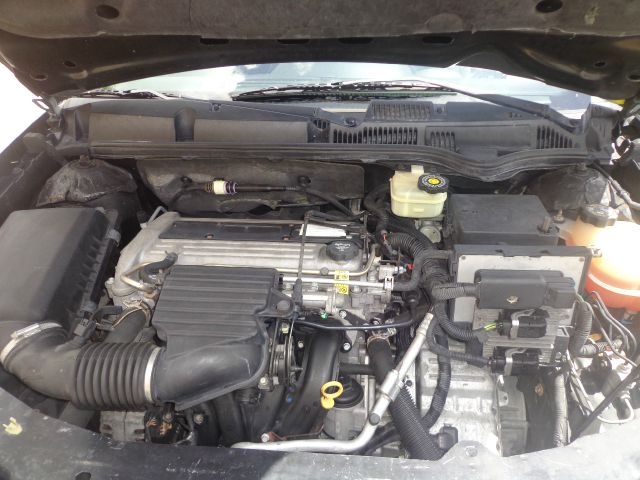 Saturn Ion 2004 photo 32