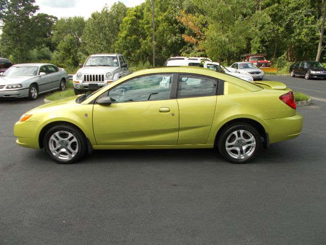 Saturn Ion 2004 photo 1