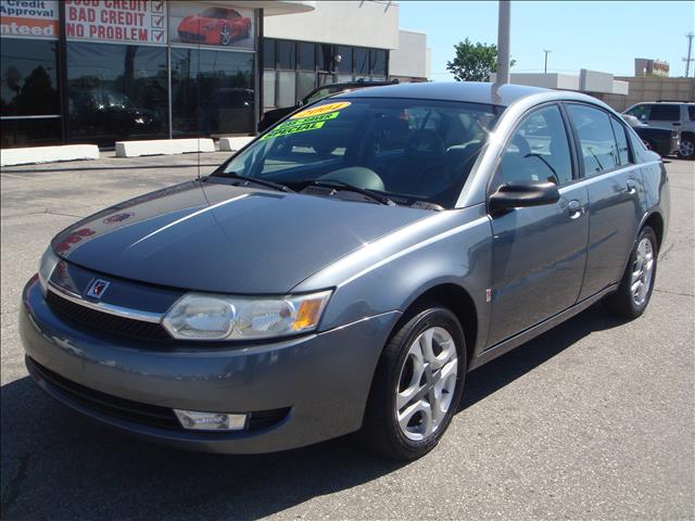 Saturn Ion 2004 photo 2