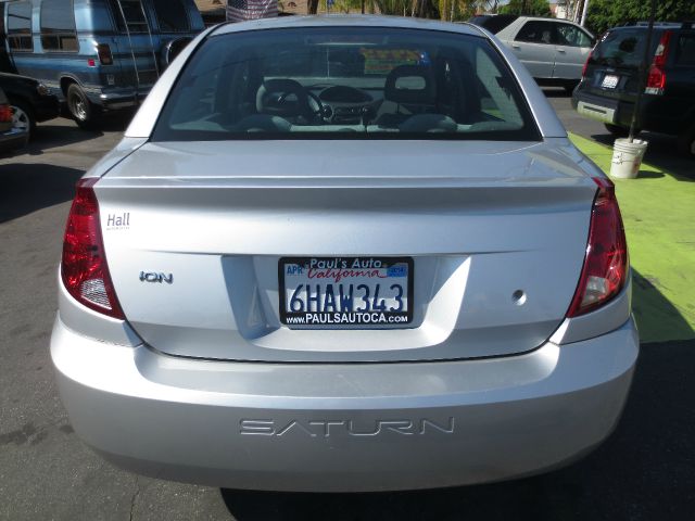 Saturn Ion 2004 photo 1