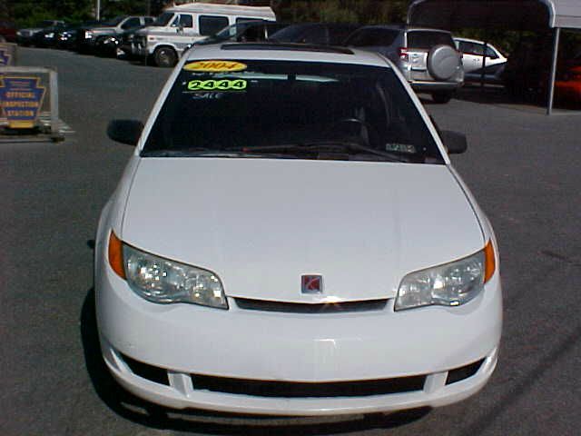 Saturn Ion 2004 photo 1