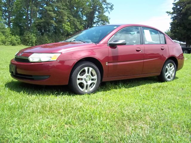 Saturn Ion 2004 photo 1