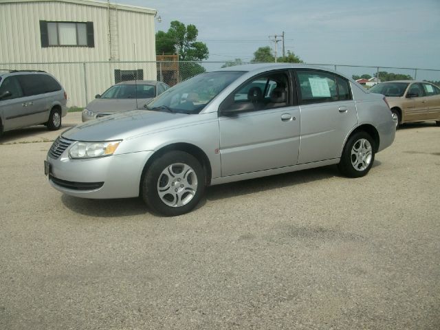 Saturn Ion 2005 photo 4