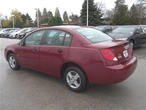 Saturn Ion 2005 photo 3