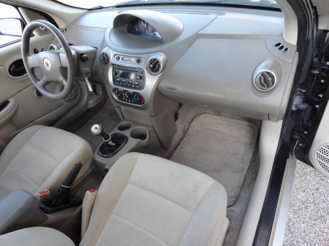 Saturn Ion 2005 photo 11