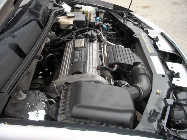 Saturn Ion 2005 photo 11